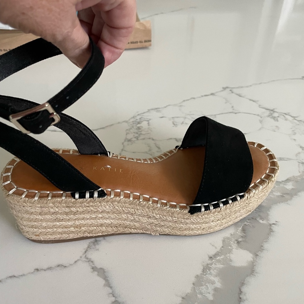 Kelly & Katie wedge sandal. Only worn 3 times. Like new